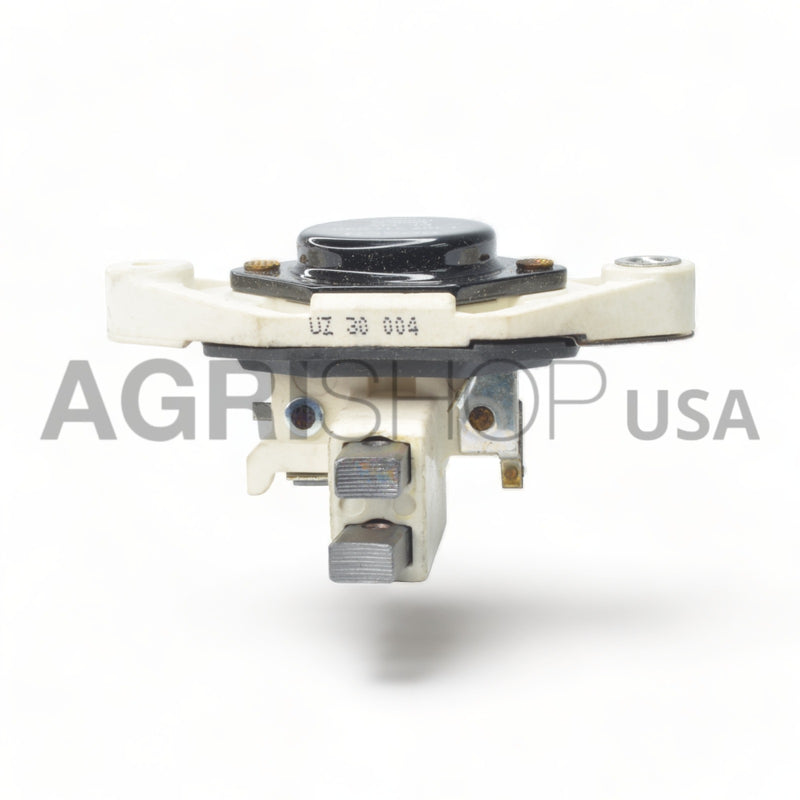 Case IH - 111899A1 - Regulator "Available"